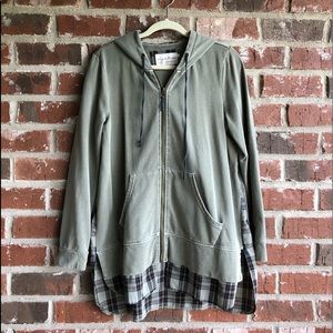 Evy’s Tree Bryony in Forest